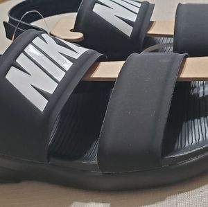 Women Sandals Sz 8